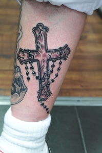 Cross and rosary beads (1)